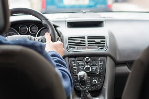 driver tailgating another driver